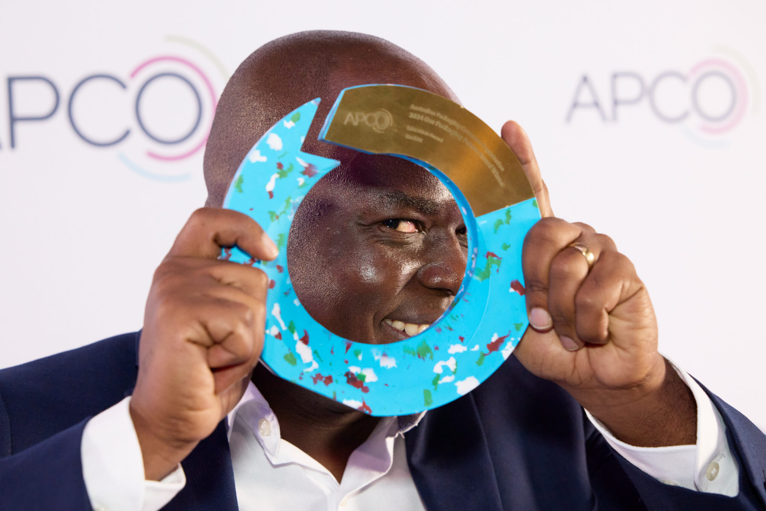 APCO24_3142